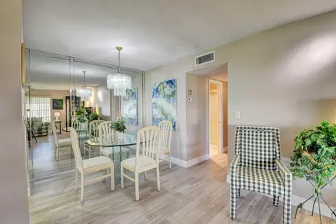 200 High Point Ct E #D, Delray Beach, FL 33445 photo 6