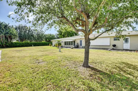 200 High Point Ct E #D, Delray Beach, FL 33445 photo 28