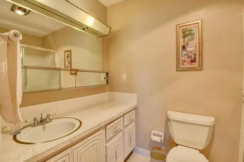 200 High Point Ct E #D, Delray Beach, FL 33445 photo 20