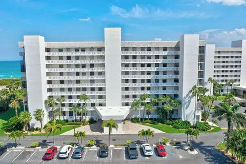 5061 N Highway A1a #303, Hutchinson Island, FL 34949