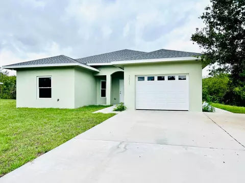 3817 NW 37th Ave, Okeechobee, FL 34972 photo 2