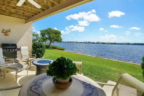 76 N Lakeshore Dr #76, Hypoluxo, FL 33462