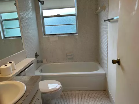 206 Suffolk E #206 E, Boca Raton, FL 33434 photo 13