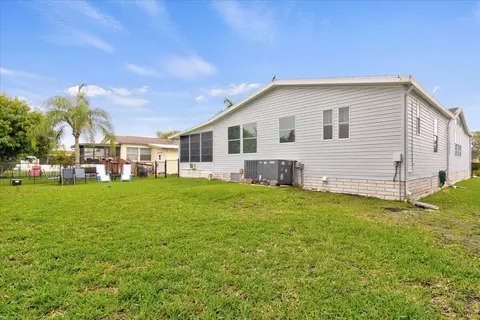 2446 SW Versailles Terrace Ter, Stuart, FL 34997 photo 7