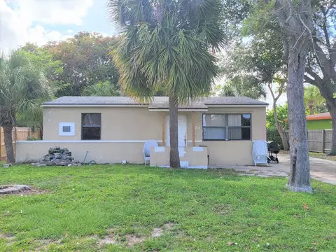 3131 Avenue F, Riviera Beach, FL 33404