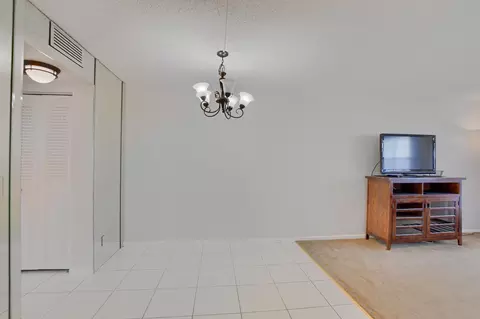 4010 Cornwall A, Boca Raton, FL 33434 photo 7