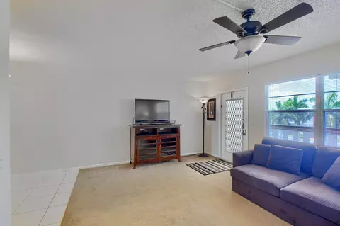 4010 Cornwall A, Boca Raton, FL 33434 photo 6