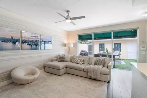 244 Grenada Dr, Jupiter, FL 33458 photo 5