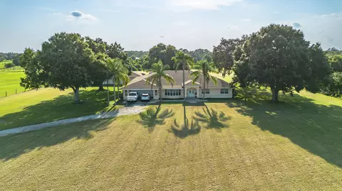 477 SW 72nd Ter, Okeechobee, FL 34974 photo 1