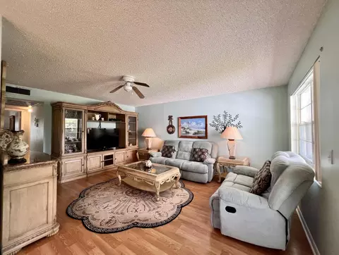 277 Northampton N, West Palm Beach, FL 33417
