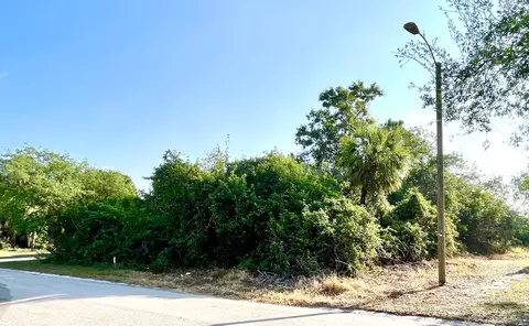 2336 13th Ave SW, Vero Beach, FL 32962