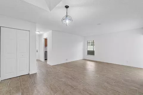 8812 Tyrone Ter, Boca Raton, FL 33496 photo 10
