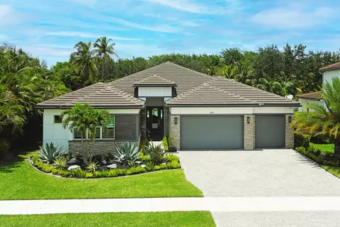 9613 Captiva Cir, Boynton Beach, FL 33437