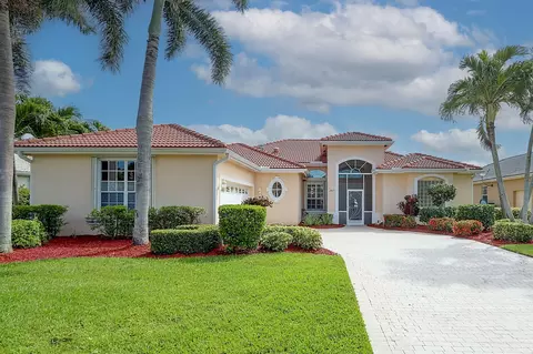 1807 SE Killean Ct, Port Saint Lucie, FL 34952