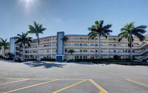 3032 Yarmouth B, Boca Raton, FL 33434