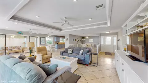 3854 SE Fairway E, Stuart, FL 34997 photo 5