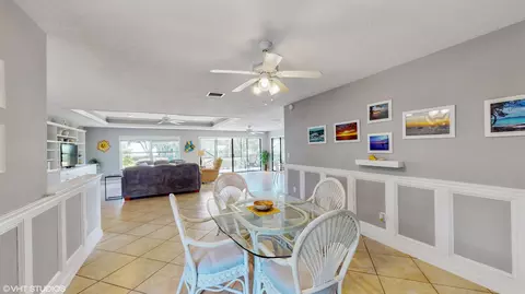 3854 SE Fairway E, Stuart, FL 34997 photo 9
