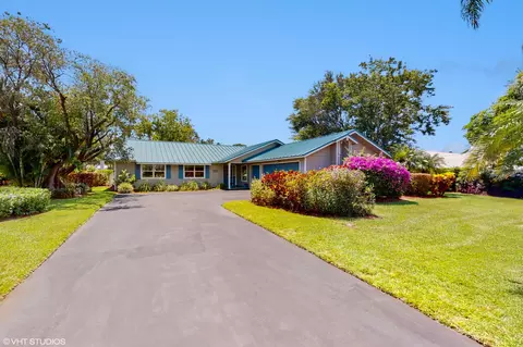 3854 SE Fairway E, Stuart, FL 34997 photo 2