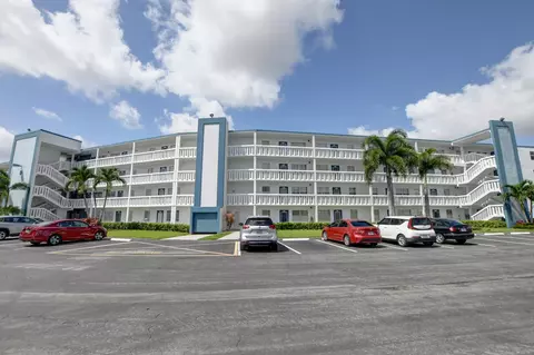 2062 Exeter D, Boca Raton, FL 33434 photo 1