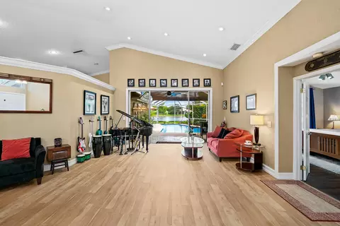 7425 NW 74th Dr, Parkland, FL 33067 photo 3