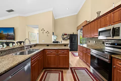 7425 NW 74th Dr, Parkland, FL 33067 photo 8