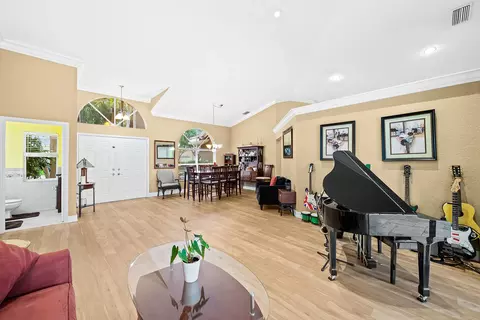 7425 NW 74th Dr, Parkland, FL 33067 photo 4