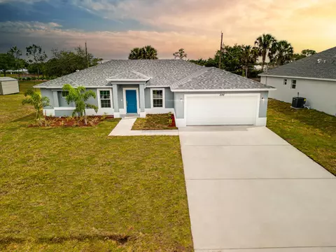 1722 SW Lofgren Ave, Port Saint Lucie, FL 34953