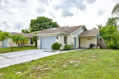 97 SE Superior Way, Stuart, FL 34997 photo 1