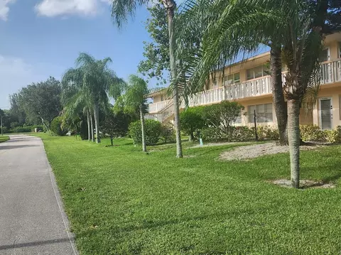 175 Canterbury H #175, West Palm Beach, FL 33417