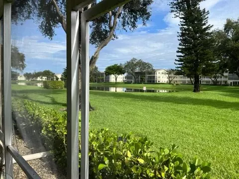 175 Dorset E, Boca Raton, FL 33434 photo 12