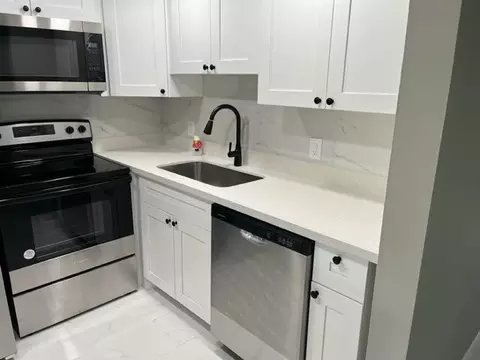 175 Dorset E, Boca Raton, FL 33434 photo 3