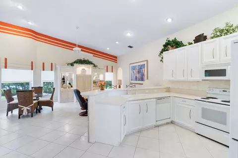 7303 Falls Rd E, Boynton Beach, FL 33437 photo 9