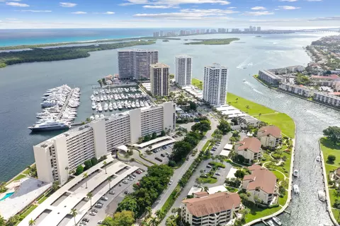 136 Lakeshore Dr #910, North Palm Beach, FL 33408