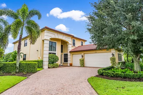 6786 Fox Hollow Dr, West Palm Beach, FL 33412