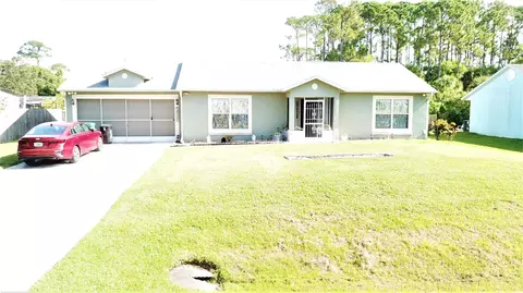 8204 Kenwood Rd, Fort Pierce, FL 34951