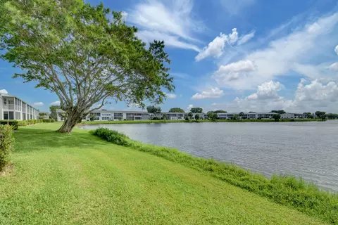141 E Chatham G, West Palm Beach, FL 33417