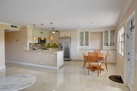 2015 Yarmouth A #2015, Boca Raton, FL 33434