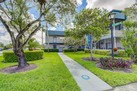716 Flanders O #716, Delray Beach, FL 33484