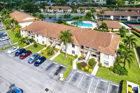 1102 Pinecrest Cir #F, Jupiter, FL 33458 photo 18