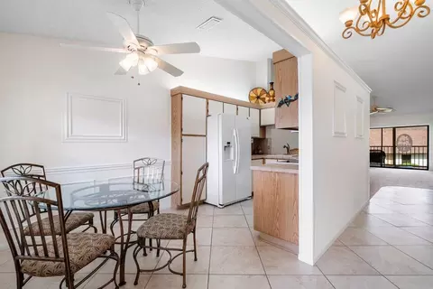 1102 Pinecrest Cir #F, Jupiter, FL 33458 photo 3