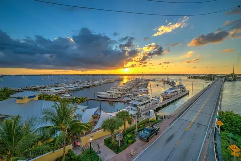 390 NEdgewater Dr #101, Stuart, FL 34996 photo 33