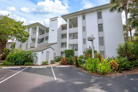 390 NEdgewater Dr #101, Stuart, FL 34996 photo 29
