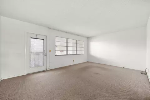 3010 Cornwall A, Boca Raton, FL 33434 photo 7