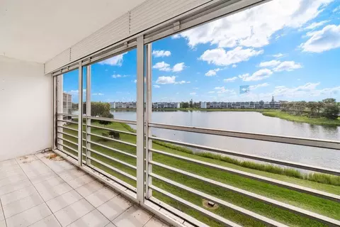 3010 Cornwall A, Boca Raton, FL 33434 photo 13