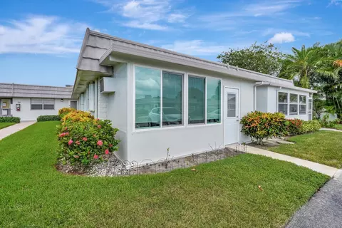 135 Valencia #F, Delray Beach, FL 33446