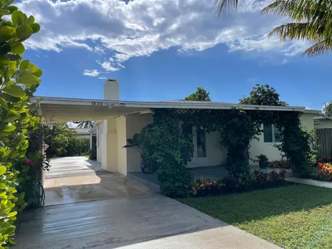 5826 Churchill Cir W, West Palm Beach, FL 33405