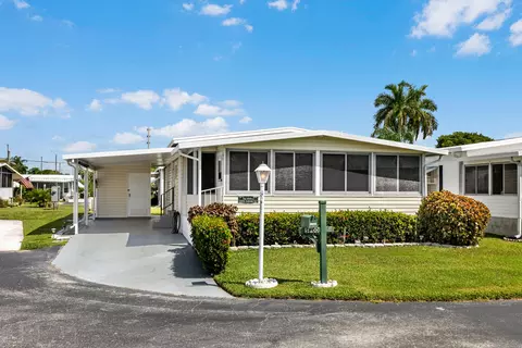 58005 Bahama Bay, Boynton Beach, FL 33436