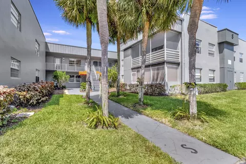 871 Normandy S, Delray Beach, FL 33484
