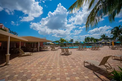 466 Grantham E, Deerfield Beach, FL 33442 photo 79