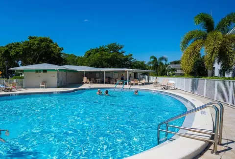 466 Grantham E, Deerfield Beach, FL 33442 photo 95
